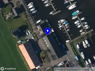 Brandweer met grote spoed naar de Jachthaven in Sloten