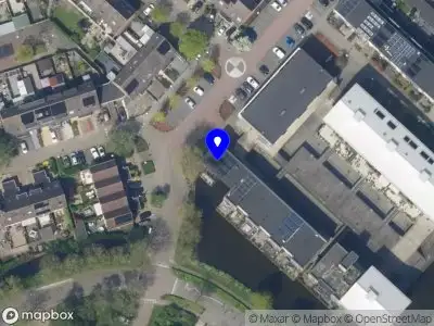 Brandweer met grote spoed naar de Zwaluw in Mijdrecht vanwege gebouwbrand