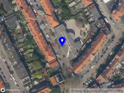Ambulance met grote spoed naar de Anthonie Muysstraat in Schiedam