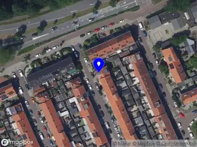 Ambulance met gepaste spoed naar de Valeriusstraat in Dordrecht
