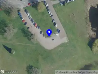 Brandweer met gepaste spoed naar de Arnoud van Gelderweg in Grave vanwege wateroverlast