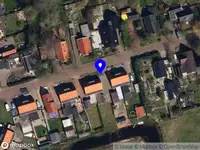 Ambulance en brandweer met grote spoed naar de Bosweg in Scheemda vanwege stankoverlast