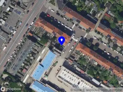 Ambulance met gepaste spoed naar de Oudelandstraat in Dordrecht