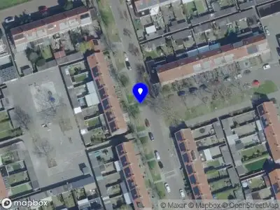 Brandweer met grote spoed naar de Citerstraat in Uden vanwege voertuigbrand