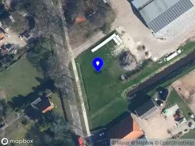 Brandweer en politie met grote spoed naar de Hoofdweg in Scharmer vanwege middelgrote brand