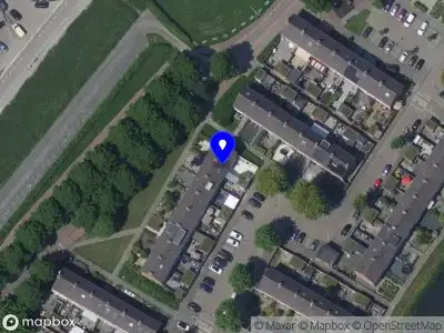 Ambulance met grote spoed naar de Randwijk in Papendrecht