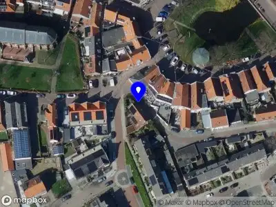Ambulance met grote spoed naar de Dr. A Kuyperstraat in Zuidland