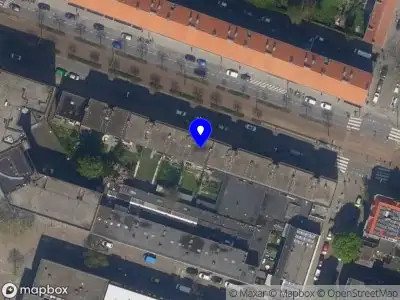 Ambulance met gepaste spoed naar de Schiedamseweg in Rotterdam
