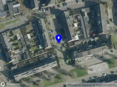 Brandweer met grote spoed naar de Van Drielstraat in Sint-Oedenrode vanwege waarnemen gaslucht