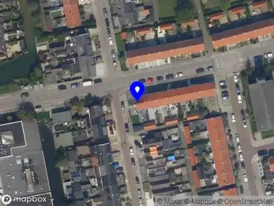 Ambulance met grote spoed naar de Van Speykstraat in Capelle aan den IJssel