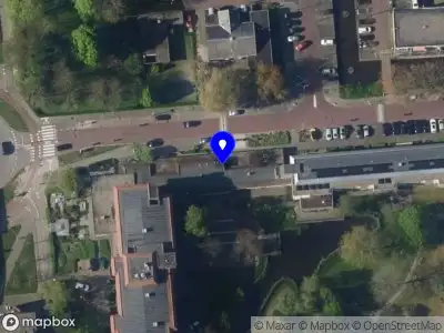 Ambulance met gepaste spoed naar de Hoflaan in Alphen aan den Rijn
