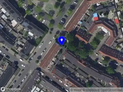 Ambulance met gepaste spoed naar de J.J.A. Goeverneurstraat in Dordrecht