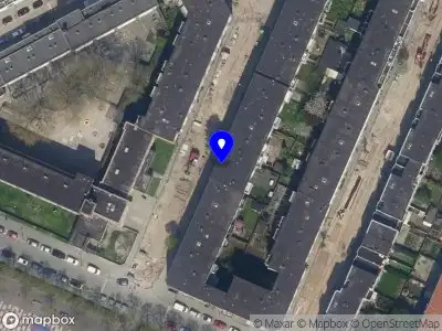 Ambulance met grote spoed naar de Taandersstraat in Rotterdam