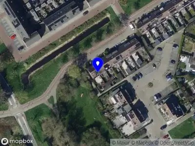 Ambulance met gepaste spoed naar de Jan van Brakelpad in Hellevoetsluis