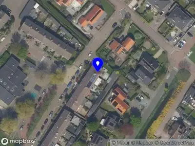 Ambulance met grote spoed naar de F v Borselenweg in Oostvoorne