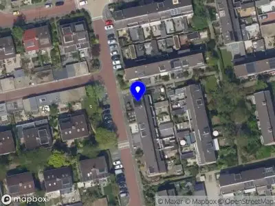 Ambulance met grote spoed naar de Iepenlaan in Rijnsburg