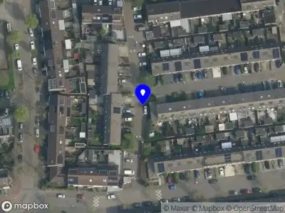 Ambulance met gepaste spoed naar de Rietvinkpolderstraat in Gouda