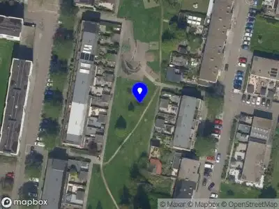 Brandweer met grote spoed naar de Boerhaavestraat in Vlaardingen vanwege waarnemen gaslucht