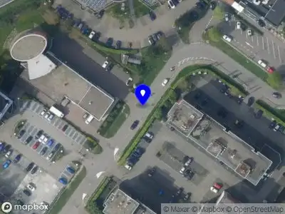 Ambulance met grote spoed naar de Robijnstraat in Alkmaar