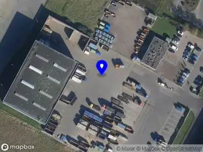 Ambulance, brandweer en politie met grote spoed naar de Polenweg in Nieuwdorp vanwege grote brand