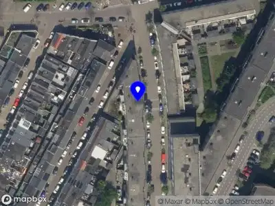 Ambulance met grote spoed naar de Ridderkerksestraat in Schiedam