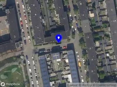 Ambulance met grote spoed naar de Drentsestraat in Rotterdam