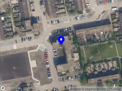 Ambulance met grote spoed naar de Breedspoor in Capelle aan den IJssel