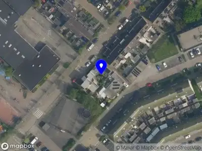 Ambulance met grote spoed naar de Margrietlaan in Poeldijk