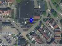 Ambulance met gepaste spoed naar de 't Spil in Monnickendam