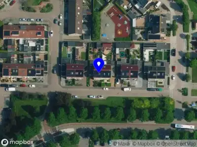 Brandweer met grote spoed naar de Het Roer in Urk vanwege voertuigbrand