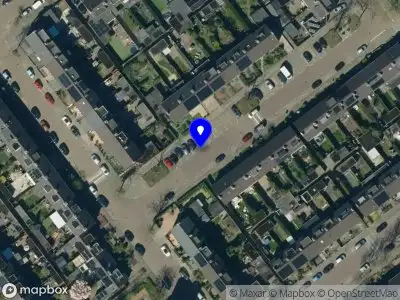 Brandweer met gepaste spoed naar de Kellendonkstraat in Arnhem vanwege waarnemen gaslucht