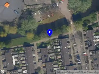 Ambulance met grote spoed naar de Voorberghlaan in Schiedam