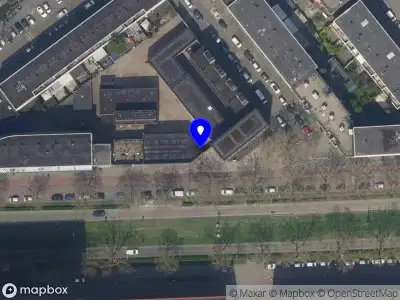 Ambulance met grote spoed naar de Putselaan in Rotterdam