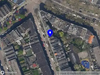 Ambulance met grote spoed naar de Ruilstraat in Rotterdam