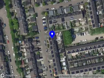 Ambulance met grote spoed naar de Lange Griendsweer in Hardinxveld-Giessendam