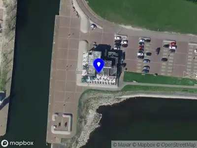 Ambulance met gepaste spoed naar de Zuidfront in Hellevoetsluis