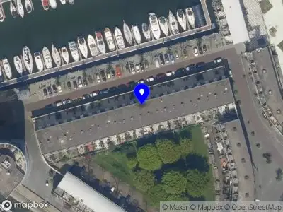 Brandweer met gepaste spoed naar de Rijksboom in Rotterdam vanwege stankoverlast