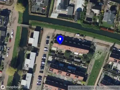 Ambulance met gepaste spoed naar de Wolweverij in Barendrecht