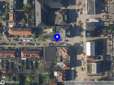 Ambulance met gepaste spoed naar de Van Velzenstraat in Alphen aan den Rijn