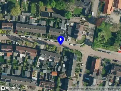 Brandweer met grote spoed naar de Dahliastraat in Gendringen vanwege voertuigbrand
