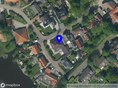 Ambulance met gepaste spoed naar de Dorpsstraat in Markenbinnen