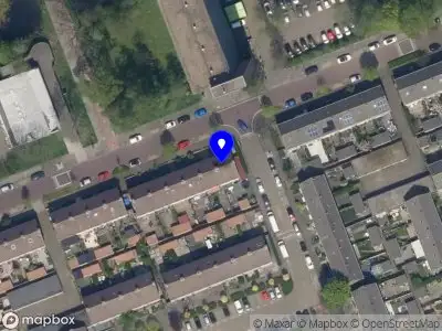 Ambulance met grote spoed naar de Aalscholverlaan in Vlaardingen