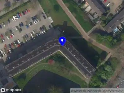 Ambulance met grote spoed naar de Sluiskreek in Rotterdam