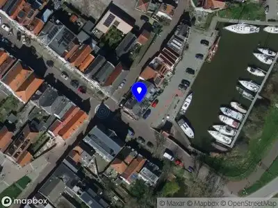 Ambulance met gepaste spoed naar de Kaai in Ooltgensplaat