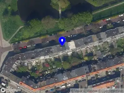 Ambulance met gepaste spoed naar de Vlaardingerdijk in Schiedam