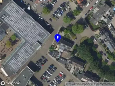 Ambulance met grote spoed naar de Joost van den Vondelstraat in Sliedrecht