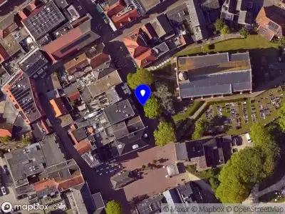 Ambulance met gepaste spoed naar de Binnenburg in Den Burg