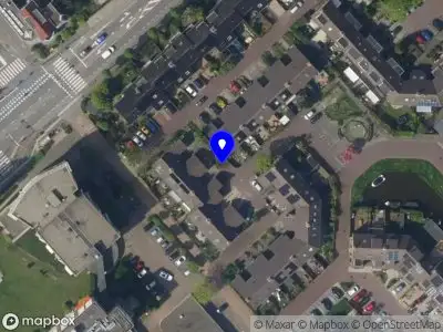 Ambulance naar de Van Zonneveldstraat in Sassenheim