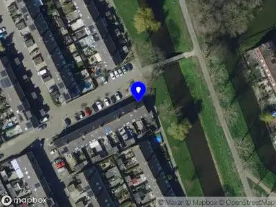 Ambulance met grote spoed naar de A. Diepenbrockstraat in Spijkenisse