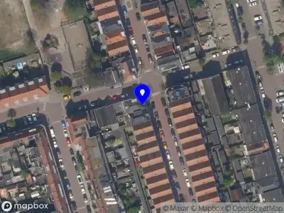 Ambulance met gepaste spoed naar de Pieter Karel Drossaartstraat in Vlaardingen